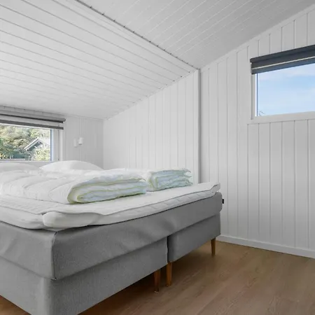 Casa de Férias 2 Bedroom Awesome In *