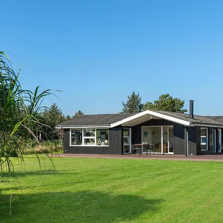 Holiday home 2 Bedroom Awesome In Hjorring
